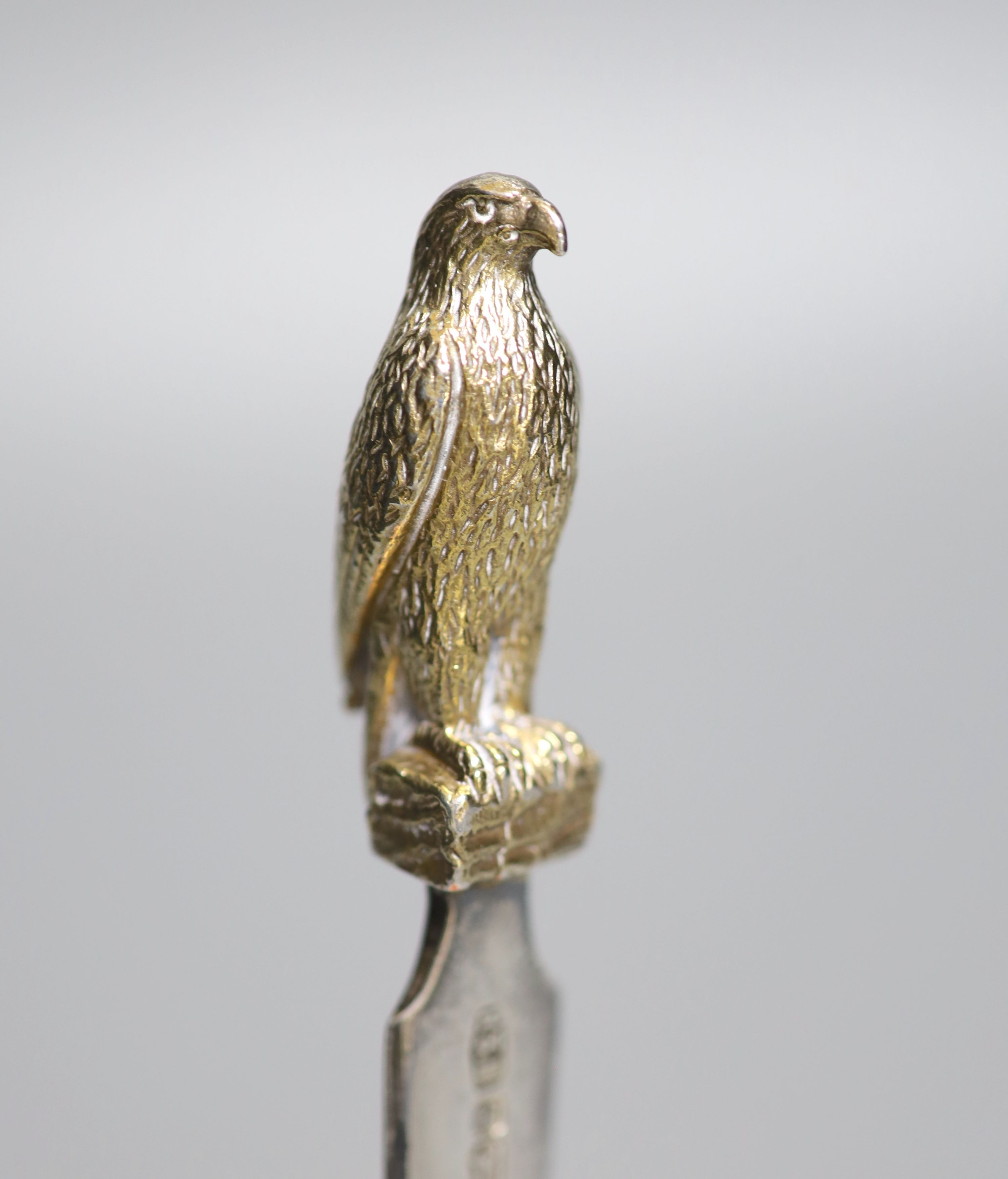 A modern parcel gilt silver letter opener, with eagle terminal, Roberts & Belk, Sheffield, 1978, 20.5cm.